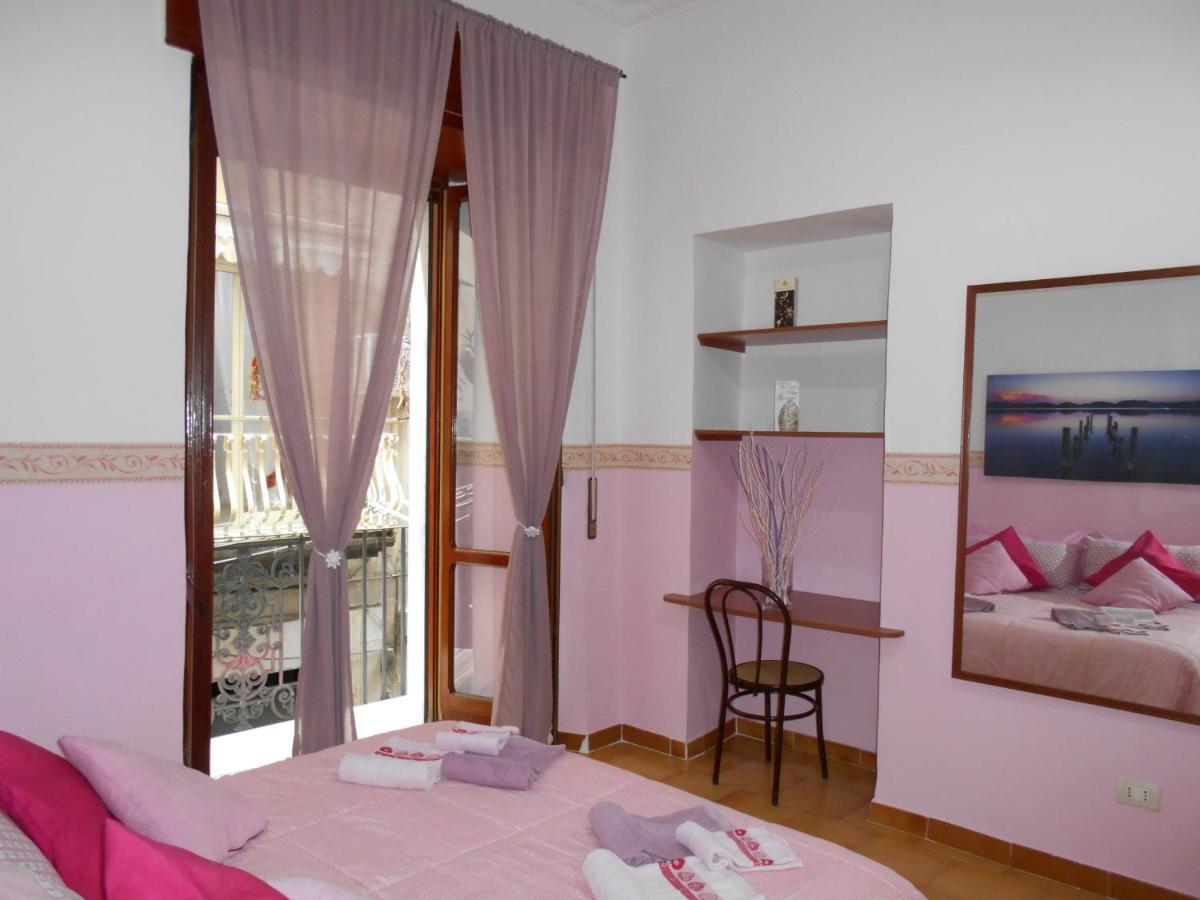 Robby'S House Bed & Breakfast Vico Equense Eksteriør billede
