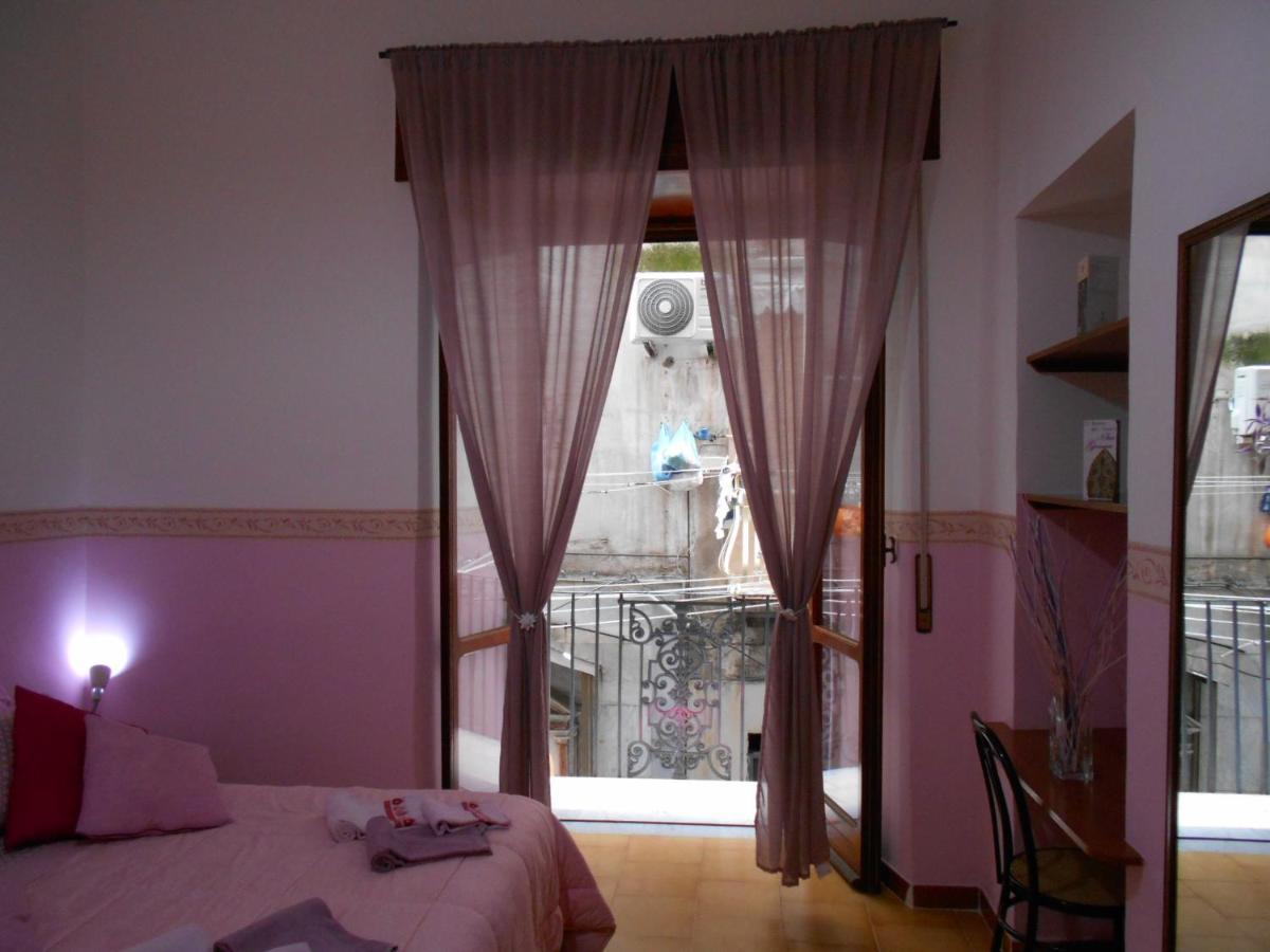 Robby'S House Bed & Breakfast Vico Equense Eksteriør billede