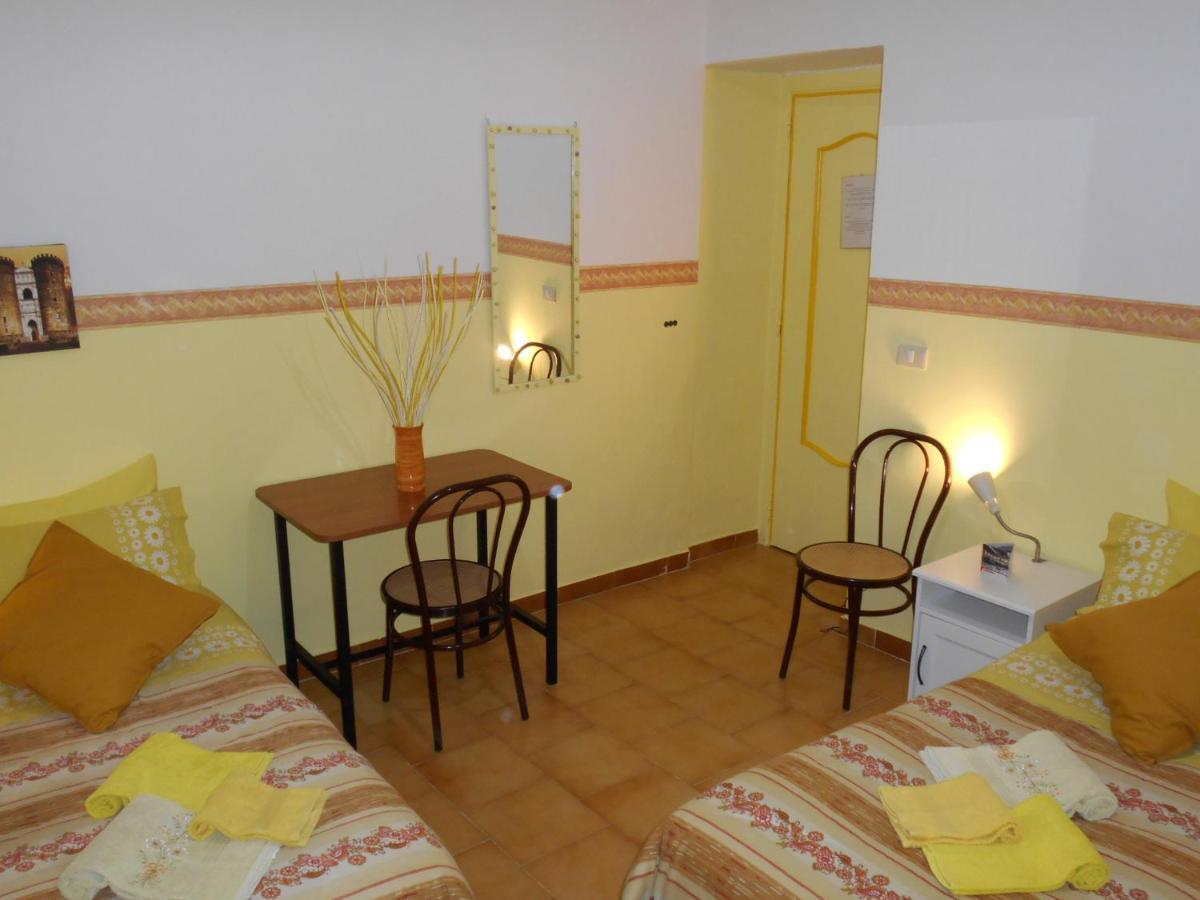 Robby'S House Bed & Breakfast Vico Equense Eksteriør billede